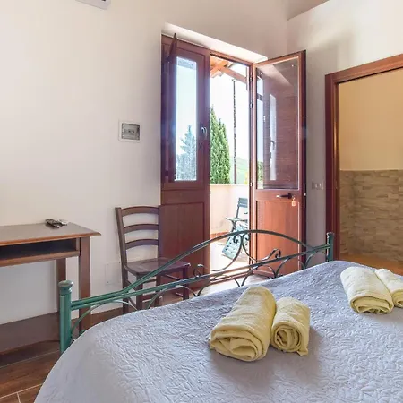 Cozy In With Kitchenette Holiday home Caccamo