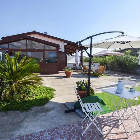 Hébergement de vacances Cozy In With Kitchenette *